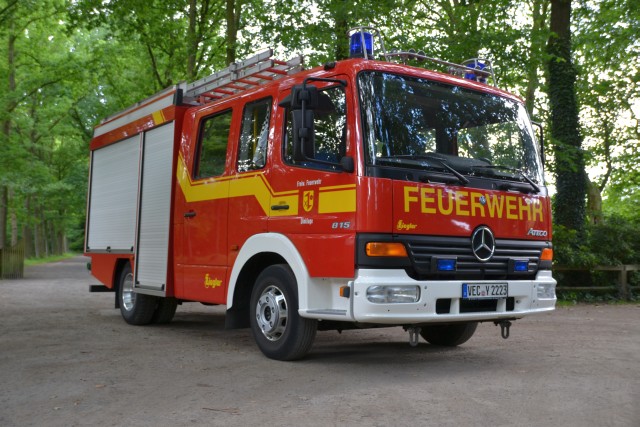 2223_Front_002