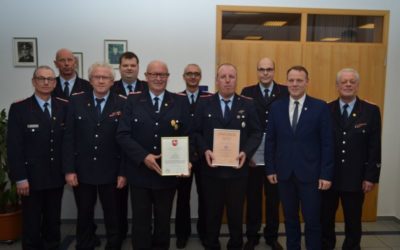 Verdiente Mitglieder der Feuerwehr Dinklage geehrt